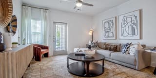 Cyan Mallard Creek Apartments Gallery 2