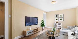 594-598 S Lincoln Gallery 1