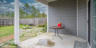 3-Bedroom Townhome with Garage in Holly Ridge Gallery 34