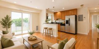2026 Move-In Special – $500 LEASE SIGNING BONUS!! Spacious 2-Bedroom Condo in Southeast DC – In-Unit Laundry & Off-Street Parking!! Gallery 4