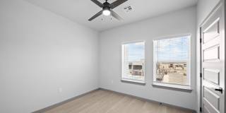 Retreat at Eastlake Gallery 56