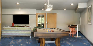 Pebblebrook Court Gallery 10