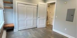 818 HOWARD Avenue Gallery 3
