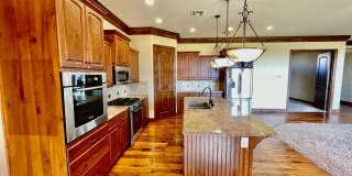 Beautiful Pet-Friendly Home on Green Springs Golf Course Gallery 11