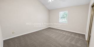1845 Northeast Knollbrook Street Gallery 11