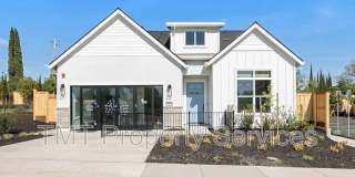 9001 Ventura Street Gallery 1