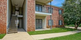 CONDO UNIT IN DENHAM SPRINGS Gallery 1