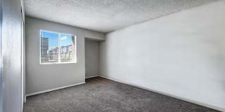 Summit Riverside Apartments Gallery 54
