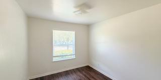 Just updated 3/2 home on a quiet street in desirable north Austin! Gallery 22