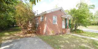 3 Bed / 1 Bath Brick Home near FAMU/Downtown Gallery 3