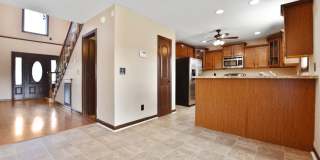 Four Bedroom in Fields of Northmeade! Gallery 7