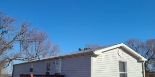 Newer 2 Bed 1 Bath Mobile Home Gallery 1