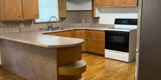 3 bedroom home near Mercy Hospital Gallery 7