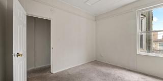 225 N LUZERNE Avenue Gallery 26
