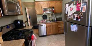 AVAILABLE AUGUST  - Traditional 3+ Bedroom Home Located in Mt. Washington! Gallery 8