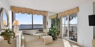 8200 Lakeshore Drive unit: 5070 Gallery 34