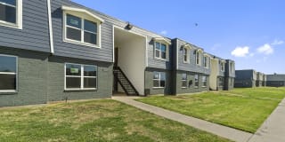 Maverick on Maurine Apartments Gallery 24