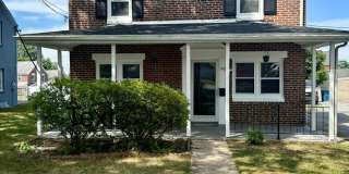 Lovely 3 Bed Home available for Rent! Gallery 1