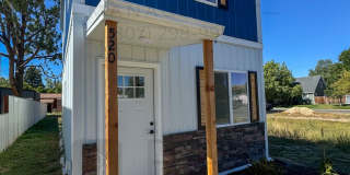 DOG FRIENDLY, 1 BED/ 1 BATH SINGLE FAMILY HOME Gallery 1