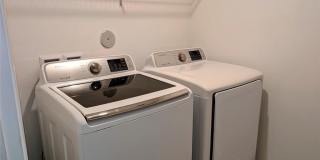 373 SE Sea Hunt Way Gallery 16