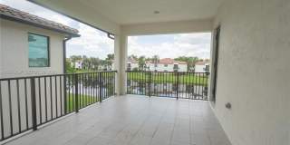11826 SW 13th Ct Gallery 17