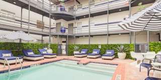 200 E 4th St Gallery 1