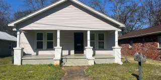 2 Bedroom 1 Bathroom Home in the West End Gallery 1