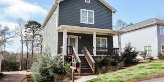 372 Arch Street Gallery 1