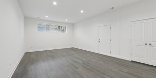 1952 W Ohio Street Gallery 25