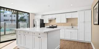 Summerview Beach Resort Luxury Apartments Gallery 26