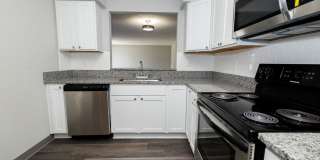 Emerald Apartments Gallery 28