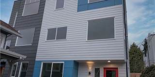 Air-Conditioned Seattle Townhome with Rooftop Deck & Mt. Rainier Views Gallery 1