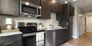Foster on the Park Apartments Gallery 2