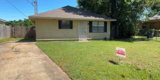 Beautifully Updated 3 bedroom 2 bath home Gallery 1