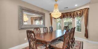 Beautiful Summerlin home in a gated community. Gallery 23