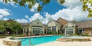 Edgewater Apartments Gallery 21