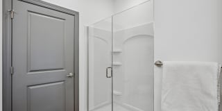 The Leo - 55+ Active Adult Apartment Homes Gallery 17