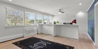 Center Court Apartments Gallery 24