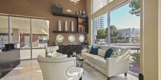 The Uptown Gallery 13