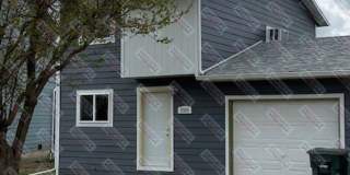 Townhome with a garage! Gallery 1