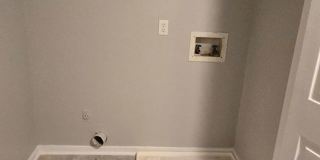 3 bed 2 bath Condo for rent 3 bed 2 bath Condo for rent Gallery 1