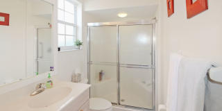 L'Pavia Annual Condo for Rent Gallery 12