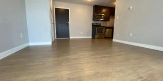 Modern Farwell Ave Apartments Gallery 8