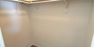 Beautiful, 2 story penthouse loft at the Manhattan condos on the south strip. Gallery 21