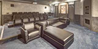 Peninsular Place Apartments - Student Housing Gallery 16