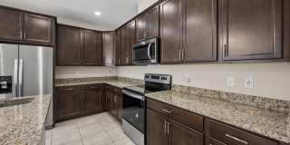 16280 Oakview Drive Gallery 11