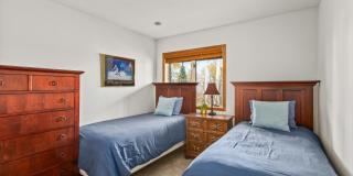 2055 Faraway Road Gallery 26