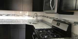 6112 N Winthrop Ave Gallery 3