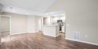 5027 Stratford Pine Lane Gallery 16