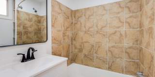 01 - 705 Brownsville Gallery 21